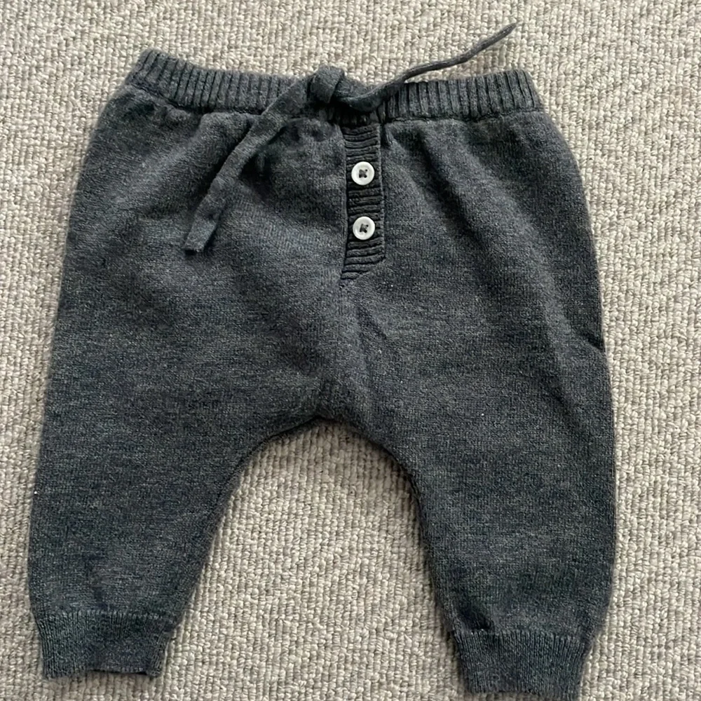 Nordstrom 2-Piece Star Knit Sweater Pants Set Size 3 months Gray Cream